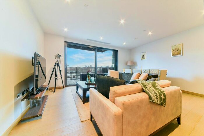 2 Bedroom Flat For Sale In Legacy Building, Embassy Gardens, Nine Elms, SW11