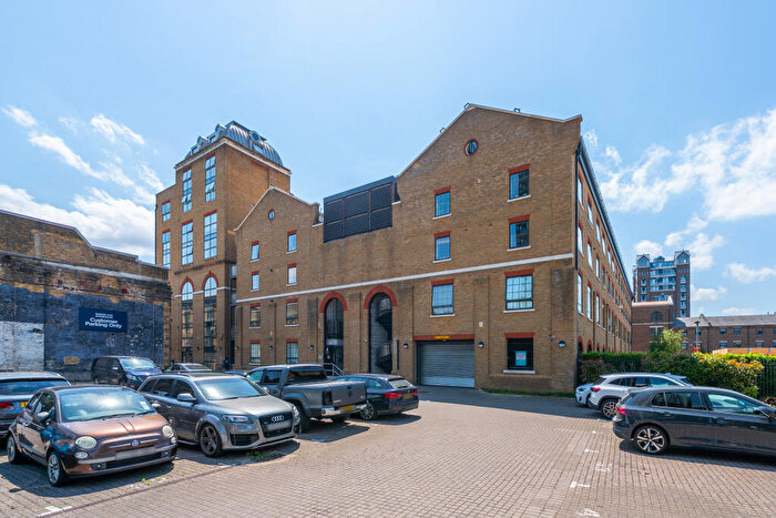 1 Bedroom Flat For Sale In York Road, London, SW11