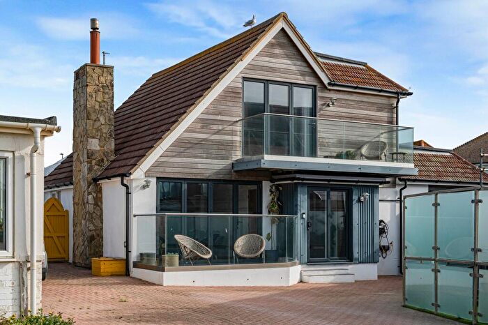 3 Bedroom Detached House For Sale In The Esplanade, Telscombe Cliffs, BN10
