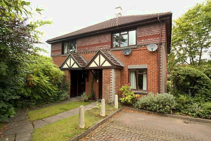 1 Bedroom Terraced House To Rent In Templecombe Mews, Oriental Road, Woking GU22