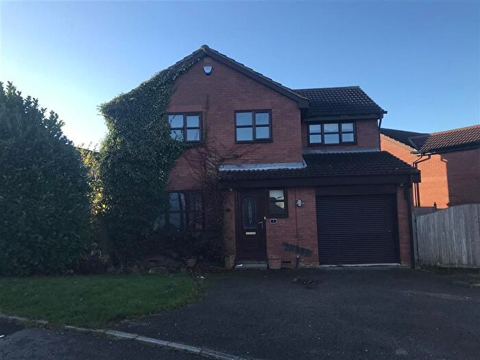 3 Bedroom Detached House For Sale In Ambleside Drive, Walton, Wakefield, WF2
