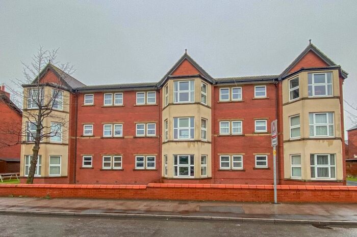2 Bedroom Apartment To Rent In Arcon House, Park View Road, Lytham St Annes, FY8