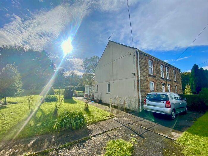 2 Bedroom Semi-Detached House For Sale In Station Road, Llanmorlais, Swansea, SA4