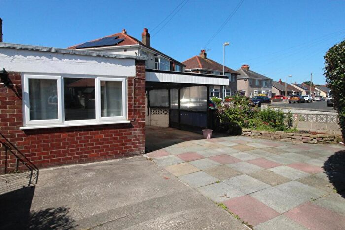3 Bedroom Bungalow For Sale In Rylstone Drive, Heysham, Morecambe, LA3