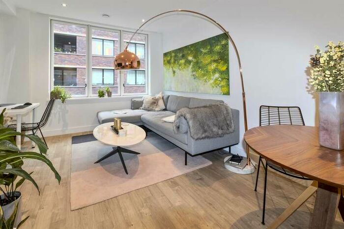 1 Bedroom Apartment To Rent In Whitemantle Court, E3