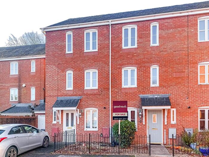 4 Bedroom Terraced House For Sale In Weavers Reach, Tonedale, Wellington, TA21