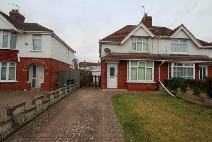 2 Bedroom Property To Rent In Oxford Road, Swindon, SN3