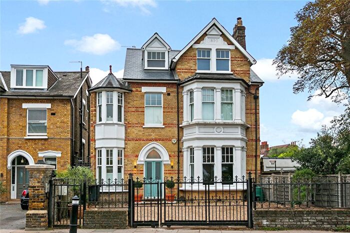 6 Bedroom Detached House For Sale In Mortlake Road, Kew, Surrey, TW9