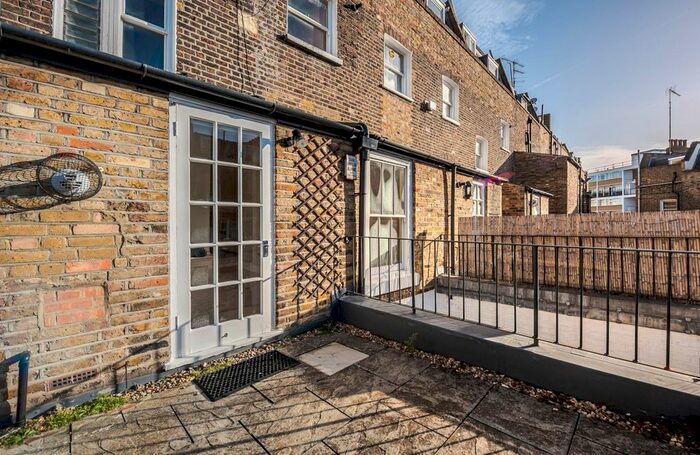 1 Bedroom Flat To Rent In Sutherland Street, London, SW1V