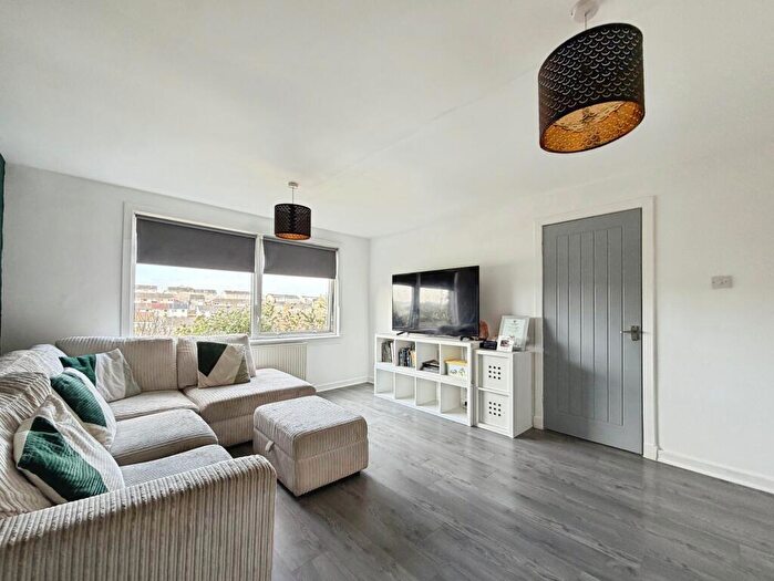 2 Bedroom Semi-Detached House For Sale In Cannich Drive, Paisley, PA2