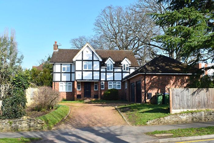 5 Bedroom Detached House To Rent In Churchfields Avenue, Weybridge, KT13