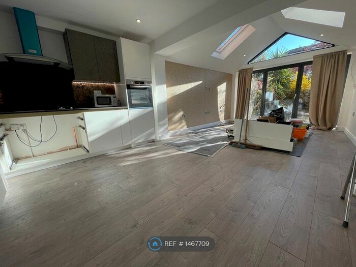 4 Bedroom Terraced House To Rent In Leather Road, London, SE16