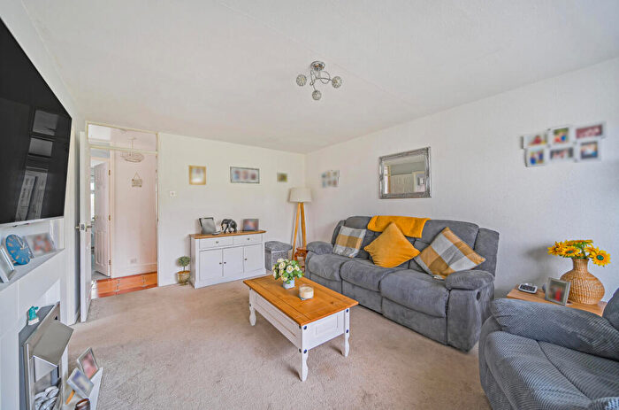 2 Bedroom Bungalow For Sale In Heath Drive, Frome, BA11