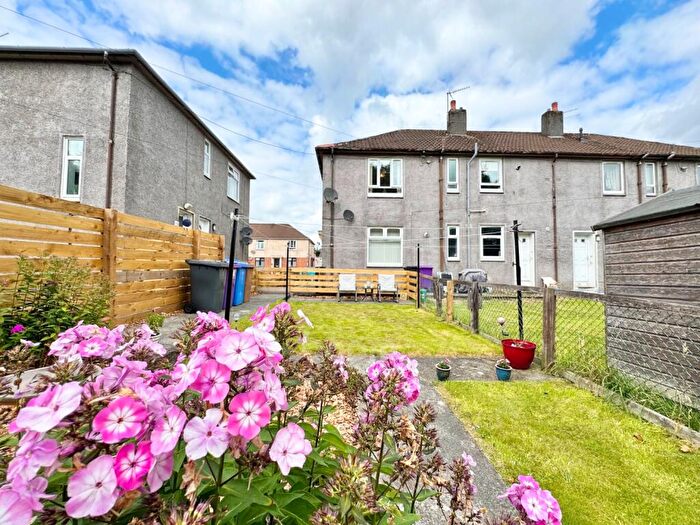 2 Bedroom Flat For Sale In Garnock Street, Dalry, KA24