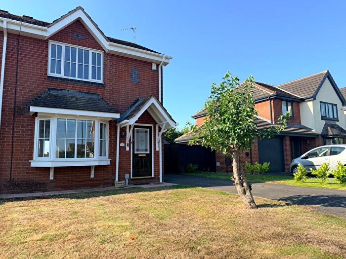 3 Bedroom Semi-Detached House To Rent In Primrose Way, Poulton Le Fylde, Lancashire, FY6