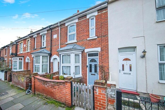 2 Bedroom Terraced House For Sale In Albion Grove, Colchester, CO2