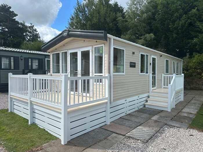 3 Bedroom Caravan For Sale In Carnforth, Carnforth, LA6