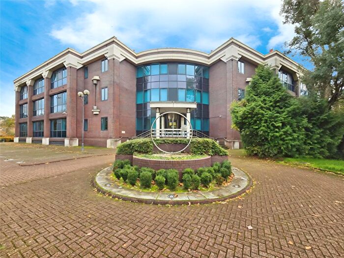 1 Bedroom Flat For Sale In Opladen Way, Bracknell, Berkshire, RG12