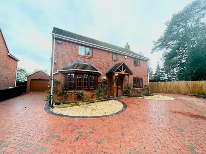 4 Bedroom Detached House To Rent In Bills Lane, Shirley, Solihull, B90