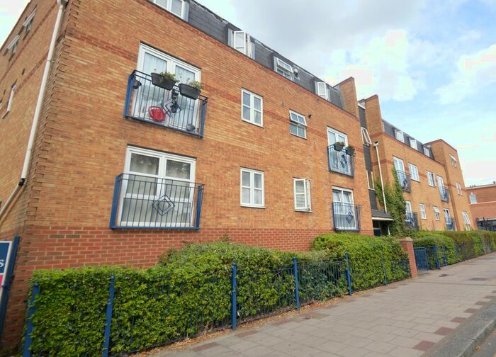 2 Bedroom Flat To Rent In Royal Eltham Heights, Eltham High Street, London, SE9