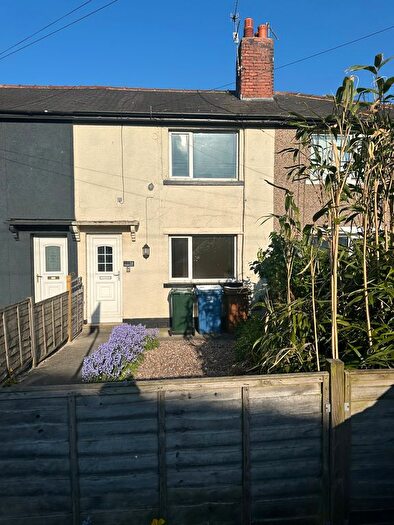 2 Bedroom Town House To Rent In Broughton Grove, Skipton, North Yorkshire, BD23