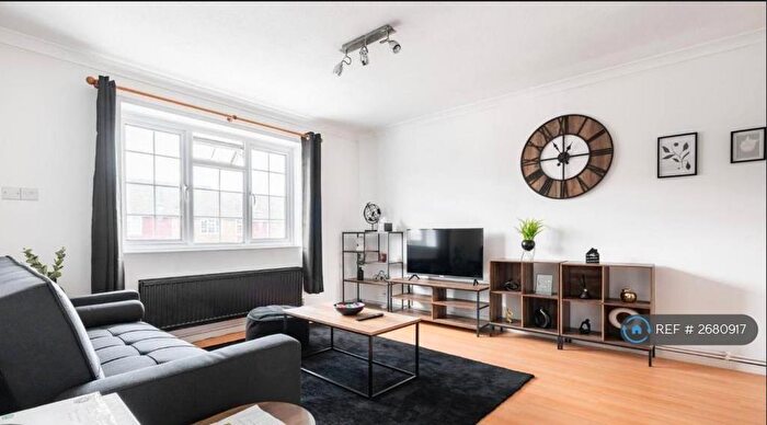 1 Bedroom Maisonette To Rent In Stevens Close, Epsom, KT17