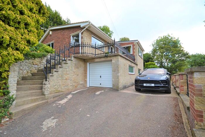 4 Bedroom Detached House For Sale In Holme Hall Lane, Stainton, S66