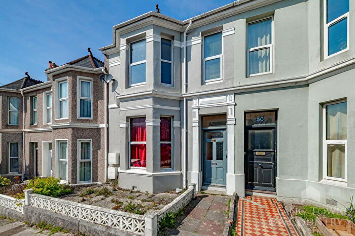 1 Bedroom Apartment For Sale In Westbourne Road, Peverell, Plymouth, PL3