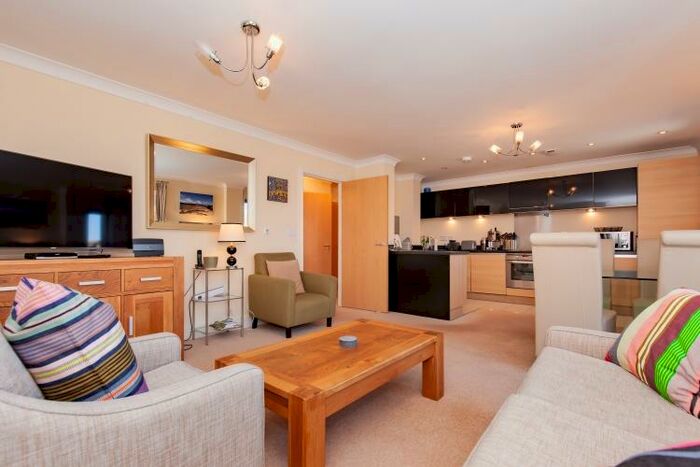 3 Bedroom Apartment To Rent In Walton Well Road, Oxford, OX2
