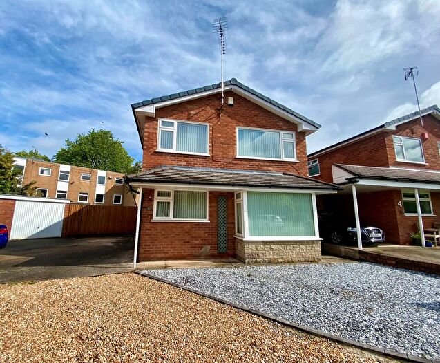 4 Bedroom Property To Rent In Priory Close, Chester, CH1