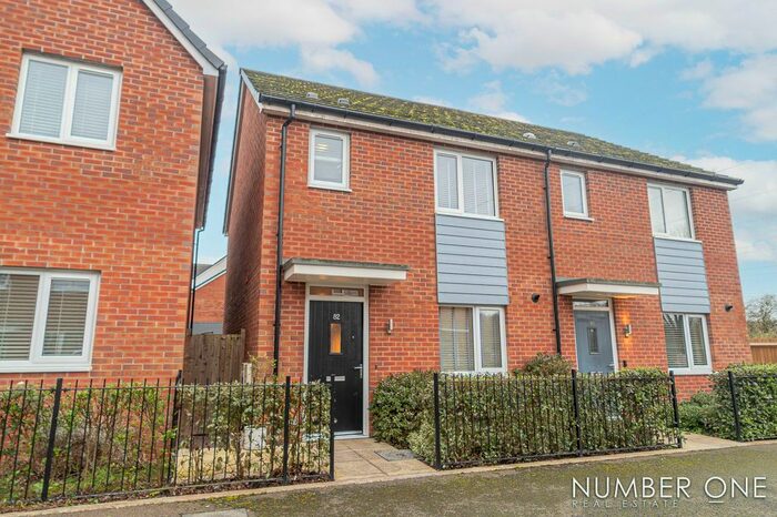 3 Bedroom Semi-Detached House For Sale In Spencer Way, Newport, NP19