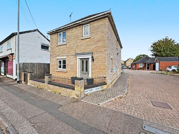 3 Bedroom Detached House For Sale In Poplar Hill, Stowmarket, IP14