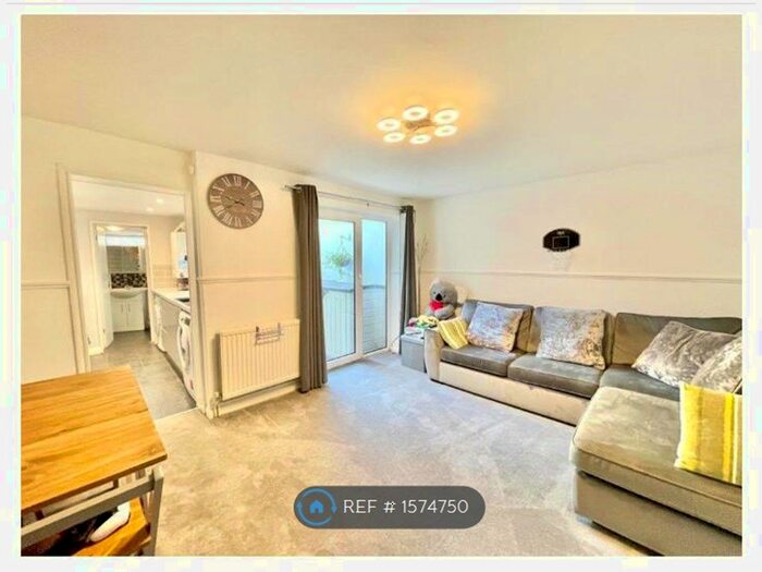 1 Bedroom Flat To Rent In Cornwallis Street, Hastings, TN34