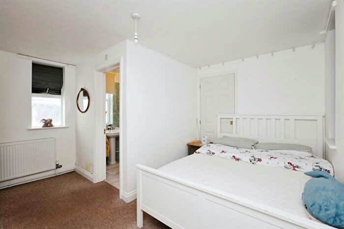 4 Bedroom Flat For Sale In Cornfield Terrace, Eastbourne, BN21