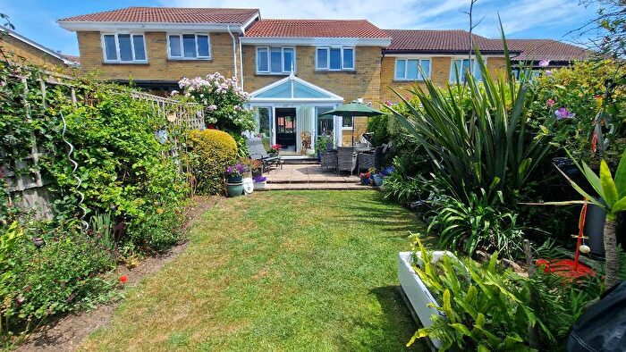 4 Bedroom Terraced House For Sale In Broomlands Close, St Helens, Isle Of Wight, PO33