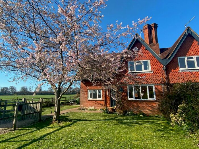 3 Bedroom Cottage To Rent In Hursley, Winchester, SO21
