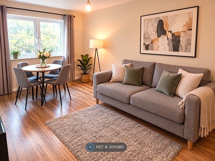 1 Bedroom Flat To Rent In Nickelby House, London, W5