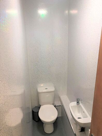 5 Bedroom House To Rent In Dillwyn Street, City Centre, Swansea, SA1