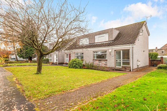 3 Bedroom Semi-Detached House For Sale In Hillview Drive, Bridge Of Allan, FK9