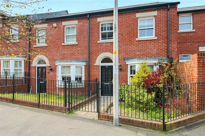 3 Bedroom Terraced House To Rent In Cazeneuve Street, Rochester, Kent, ME1