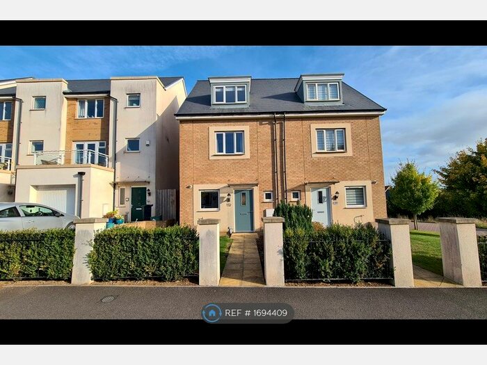 3 Bedroom Semi-Detached House To Rent In Willowherb Road, Emersons Green, Bristol, BS16
