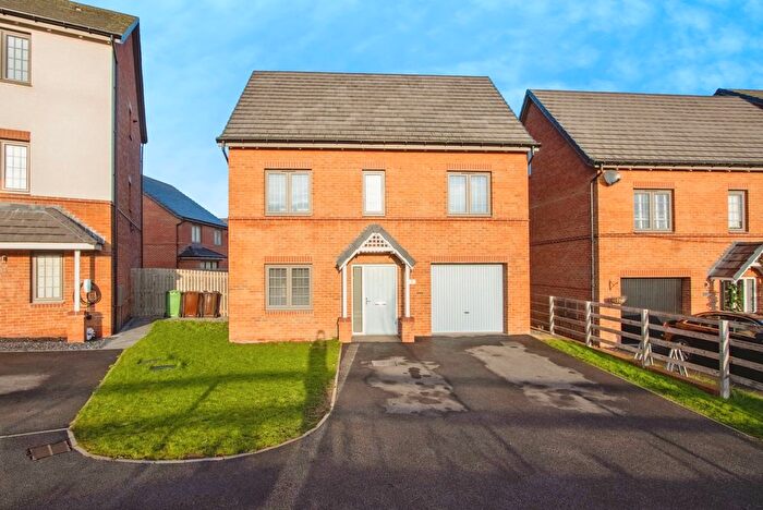 4 Bedroom Detached House For Sale In Heath View, Wakefield, West Yorkshire, WF1