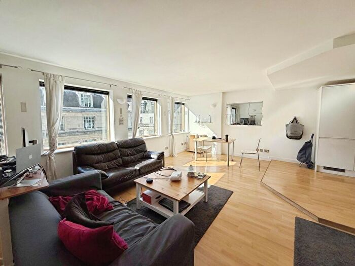 2 Bedroom Flat To Rent In , Park Row, Leeds, West Yorkshire, LS1