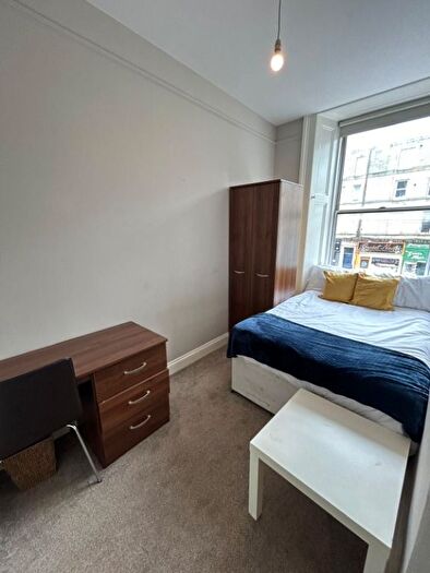 2 Bedroom Flat To Rent In Leith Walk, City Centre, Edinburgh, EH6