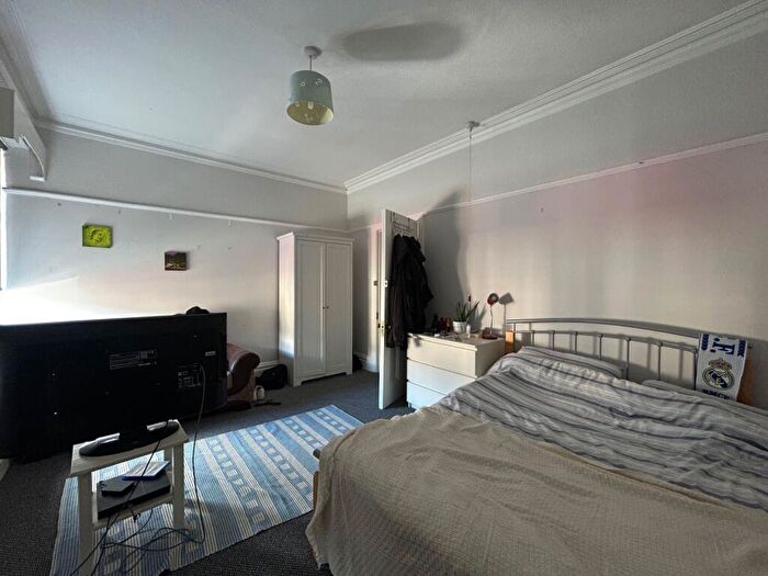 5 Bedroom Terraced House To Rent In Monthemer Road, Cathays, CF24