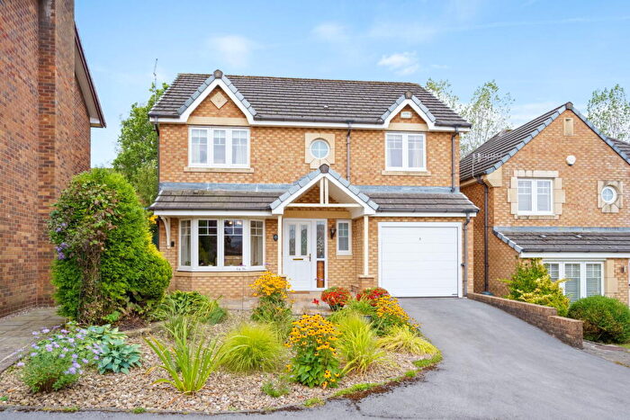 4 Bedroom Detached House For Sale In Kingfisher Way, Simmondley, Glossop, Derbyshire, SK13