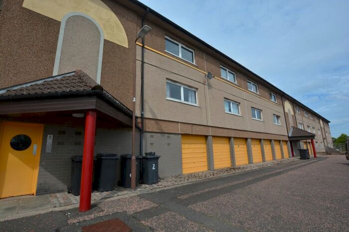 2 Bedroom Flat To Rent In Hobart Street, Livingston, EH54