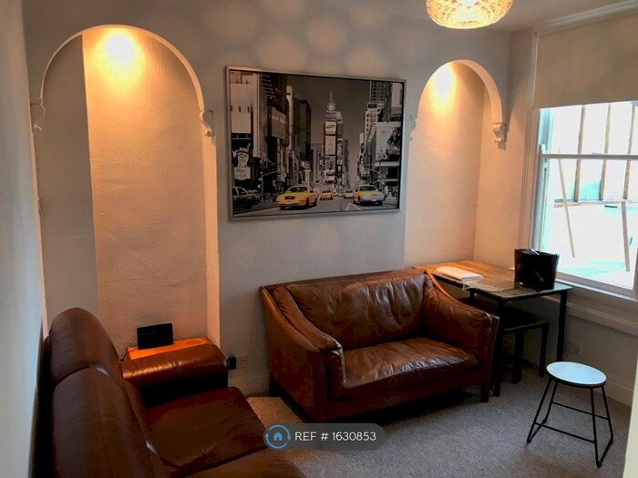 5 Bedroom Terraced House To Rent In Cynthia Road, Bath, BA2