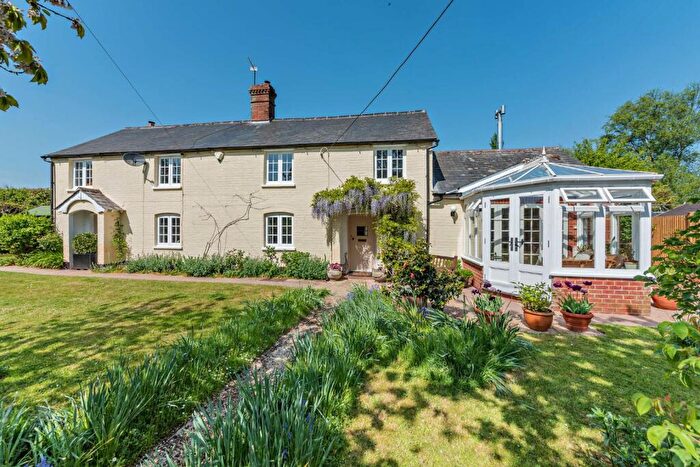 4 Bedroom Detached House For Sale In The Thicket, Leckhampstead, Newbury, Berkshire, RG20