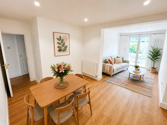 4 Bedroom Terraced House To Rent In Maple Grove, London, W5